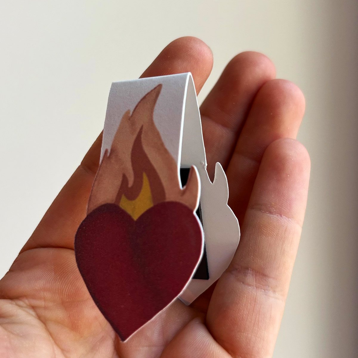 Marcapáginas magnético Corazón en llamas - Imagen 3